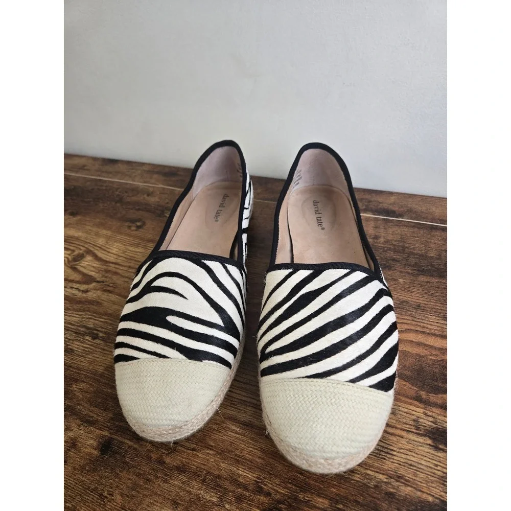 David Tate Paradise Zebra Print Calf Hair Espadrille Flats 12WW Wide Black White